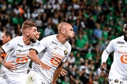 开云APP-包含圣埃蒂安主场失利，排名继续下滑的词条