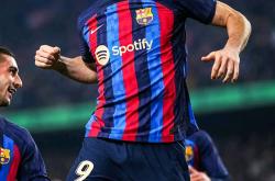 开云体育入口-巴萨后防线受困伤病，球队面临困境