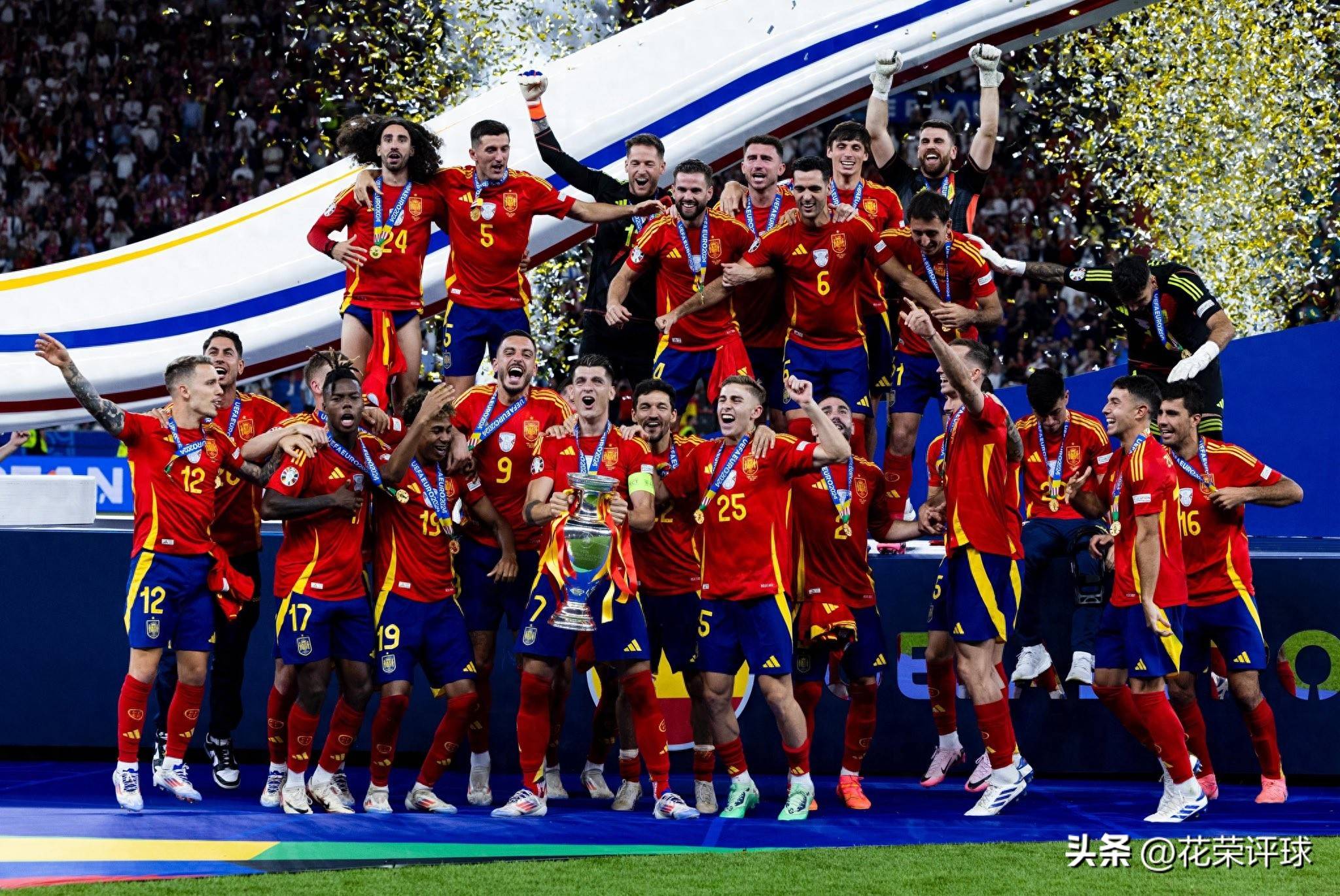 关于欧洲杯小组赛落幕，强队悉数晋级的信息