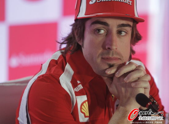法拉利翻盘红牛二队,阿隆索高光表现 法拉利翻盘红牛二队,阿隆索高光表现