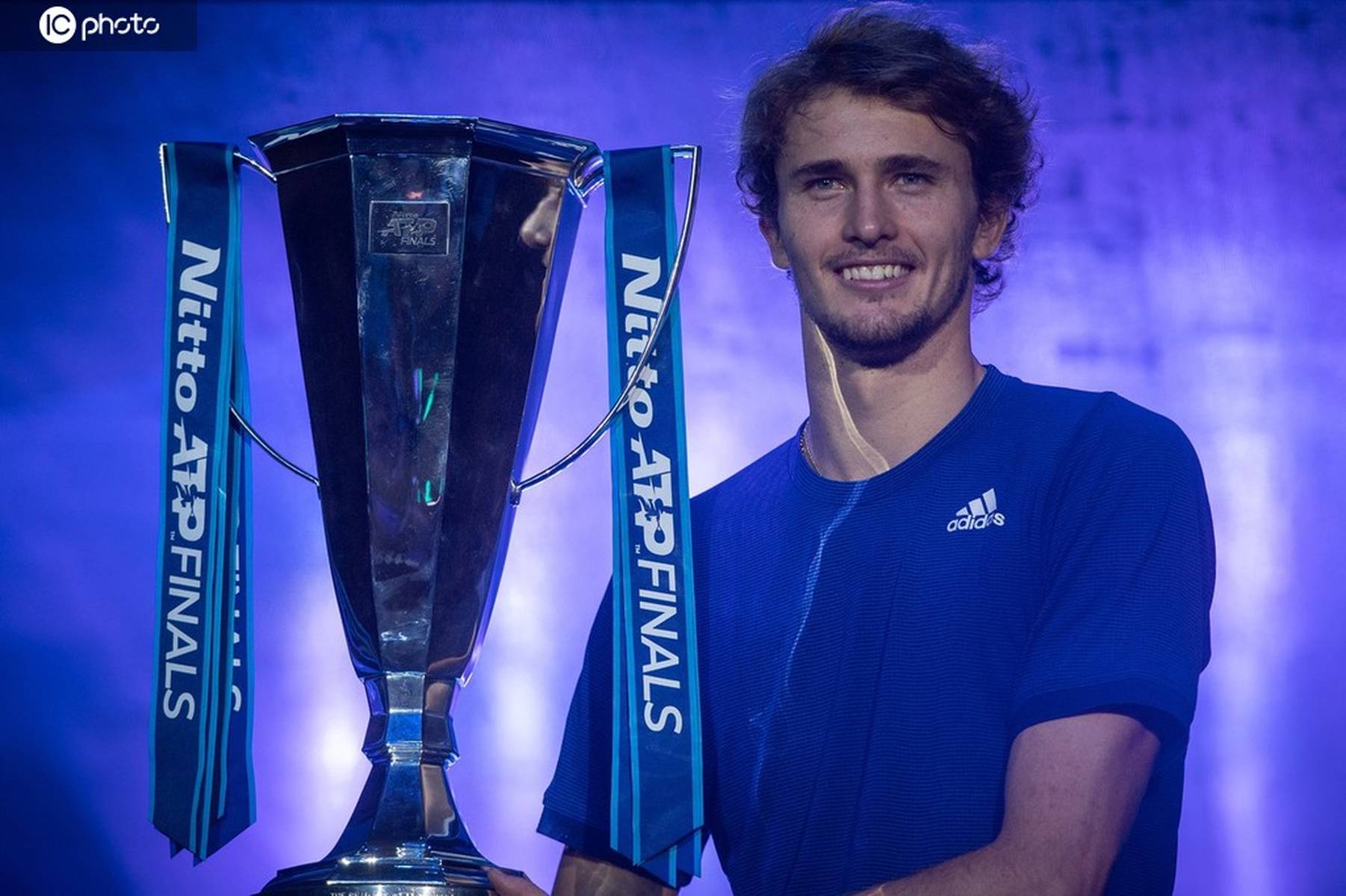 ATP总决赛险胜年终总决赛，兹维列夫关键制胜