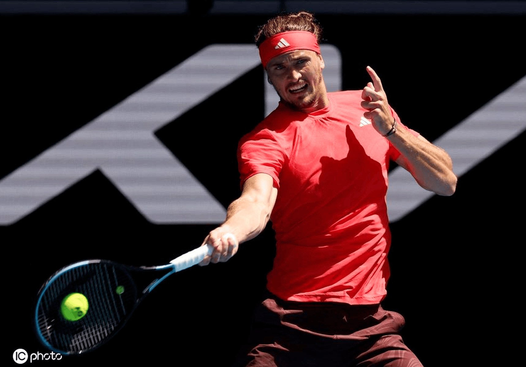 澳网完胜年终总决赛，兹维列夫高光表现